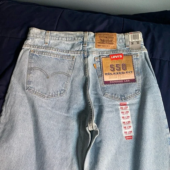 Vintage Levi’s jeans 550 orange tab. 36 width 30 Length
